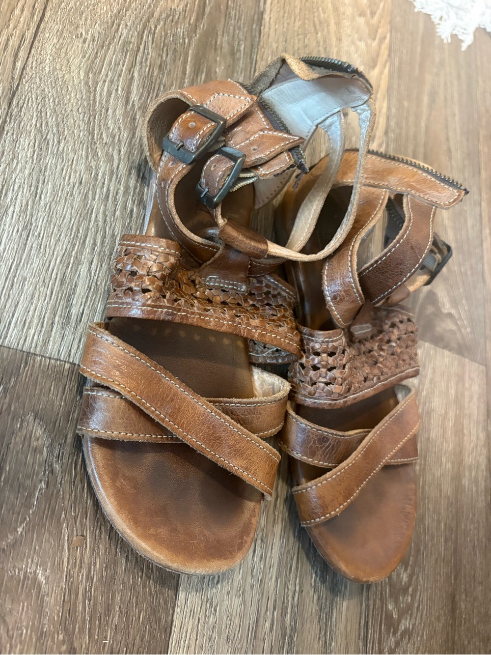 Bed Stu sandals - Picture 2 of 2
